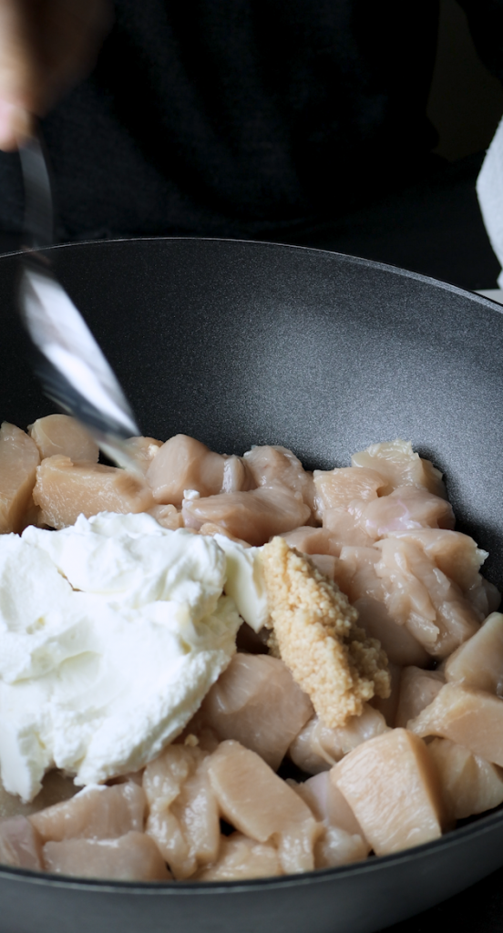 greek yogurt and garlic in chicken